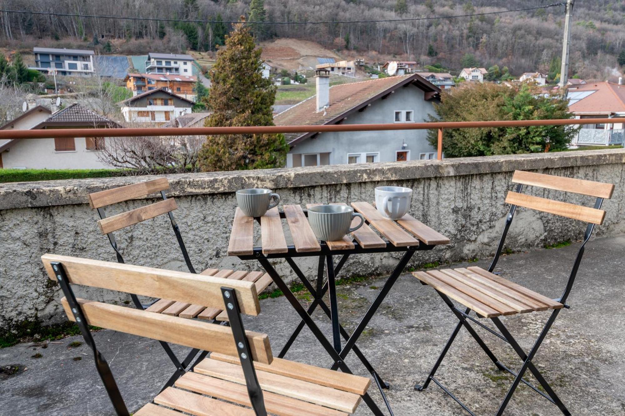 Budget Studio Proche Lac Sevrier Bagian luar foto