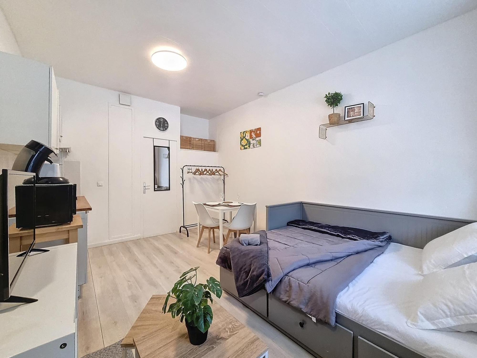 Budget Studio Proche Lac Sevrier Bagian luar foto