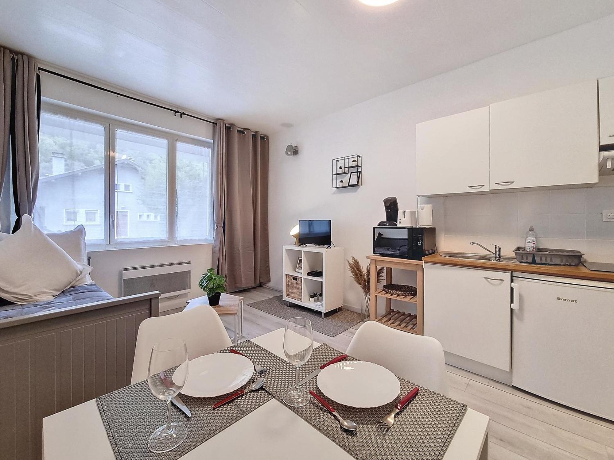 Budget Studio Proche Lac Sevrier Bagian luar foto