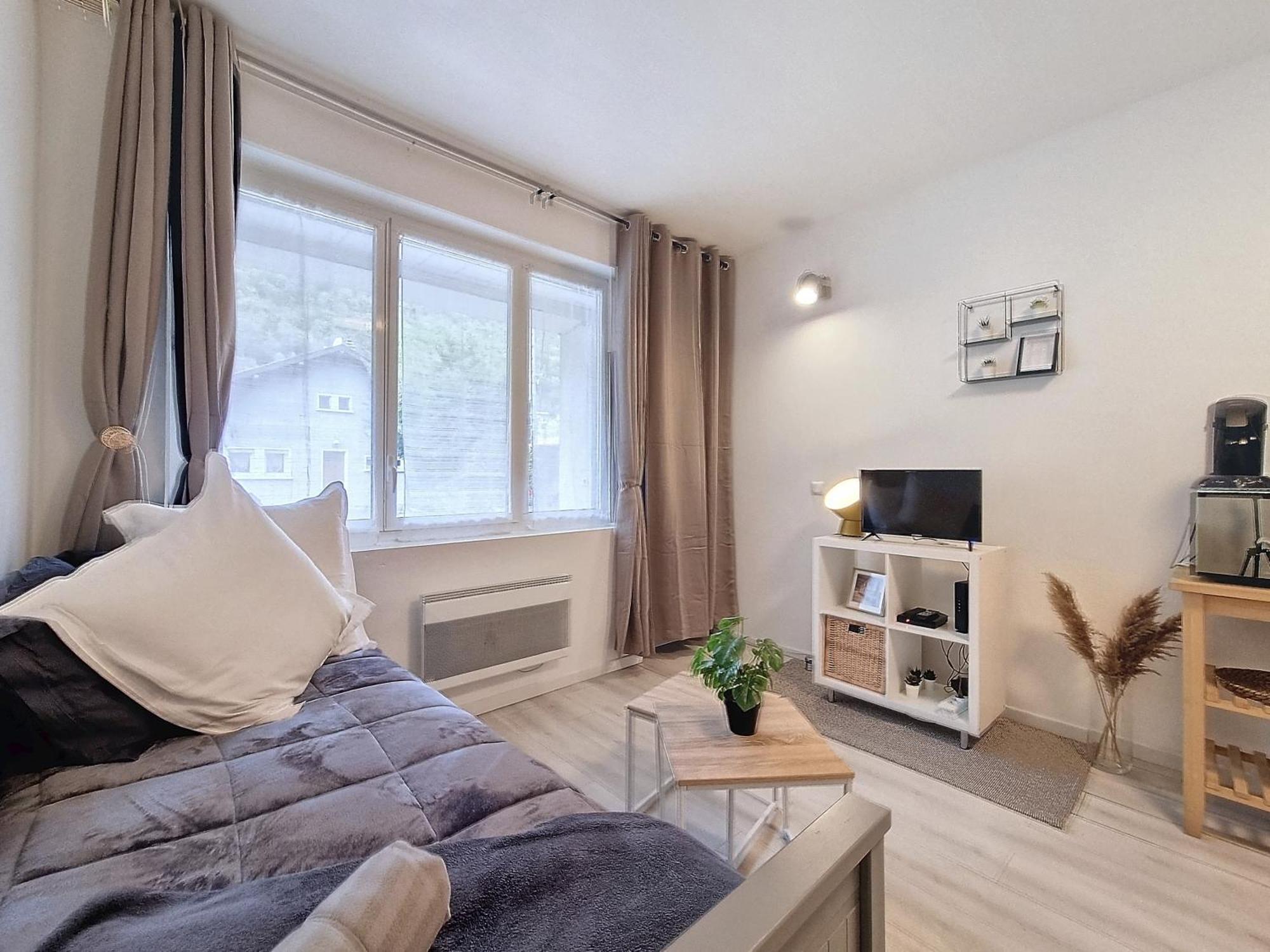 Budget Studio Proche Lac Sevrier Bagian luar foto